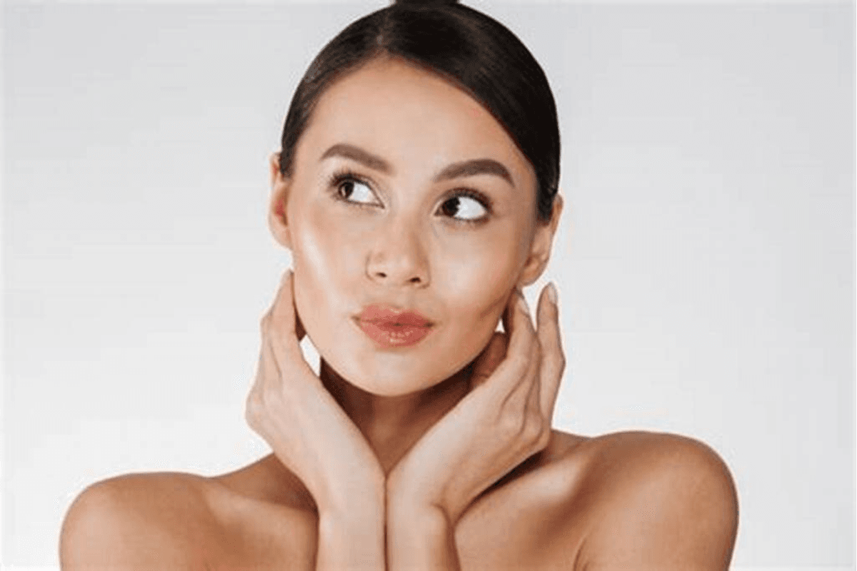 Coconut Oil For Face: नारियल तेल में मिलाएं ये चीजें,चेहरा बनेगा एकदम साफ और ग्लोइंग