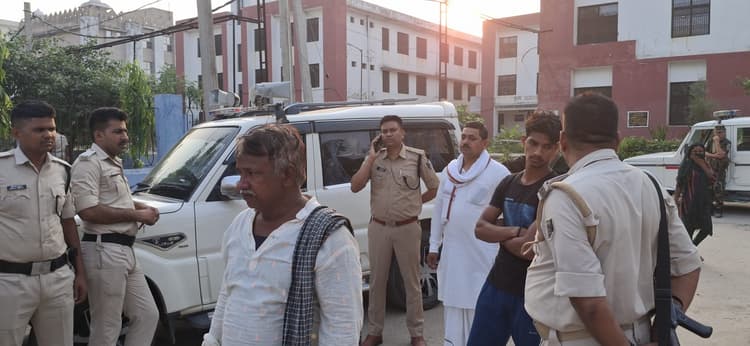 Bihar News: सासाराम में दोस्तों ने पत्थर से कूचकर युवक को मारा, 4 हत्यारे गिरफ्तार