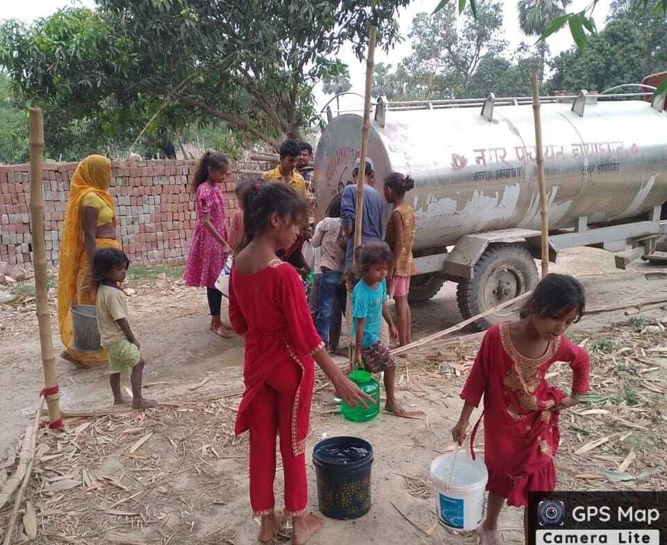 Darbhanga News: गहराया पेयजल संकट, तीन वार्डों में टैंकर से हो रही जलापूर्ति