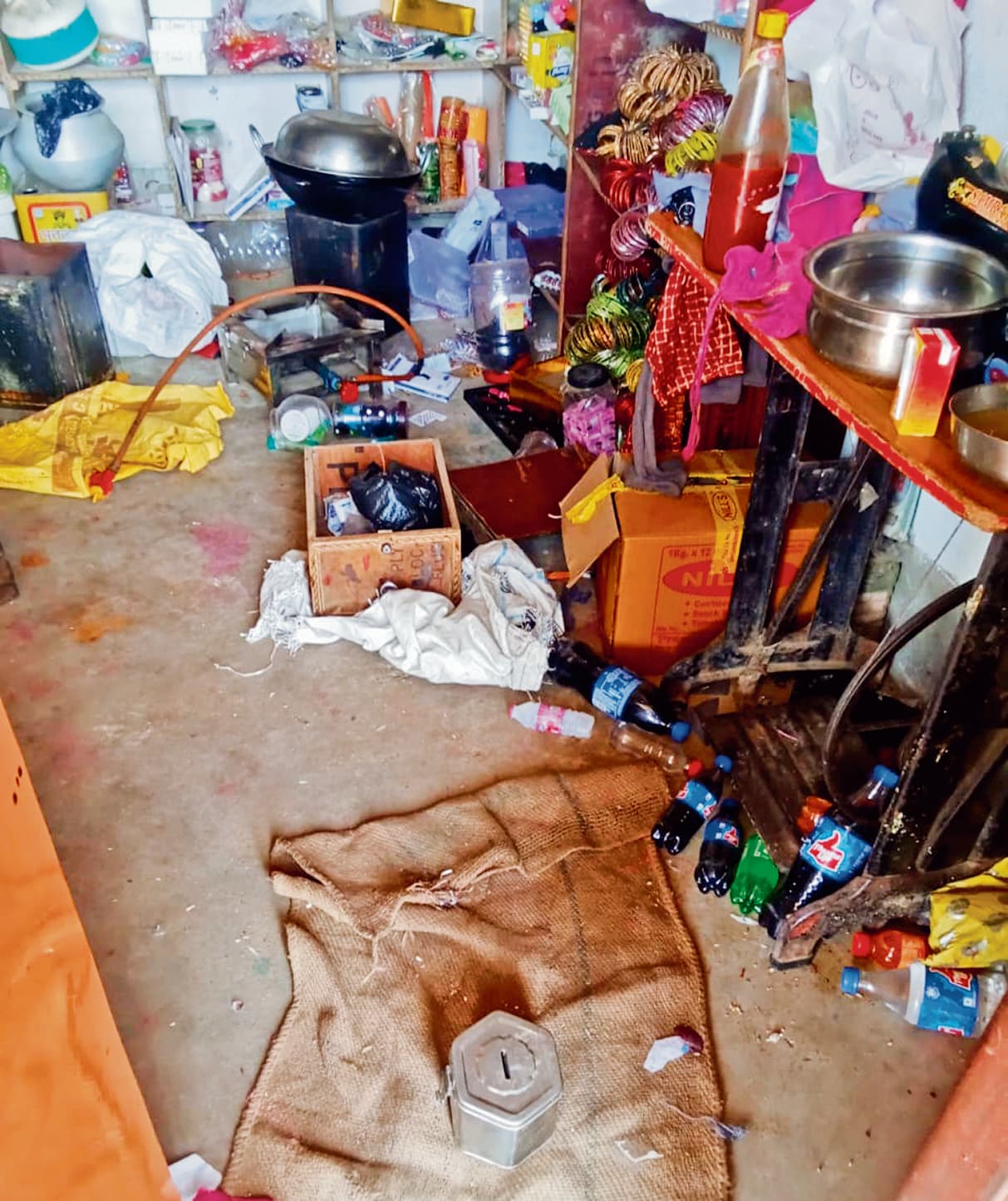 Jehanabad : बंद घर से हजारों की संपत्ति की चोरी