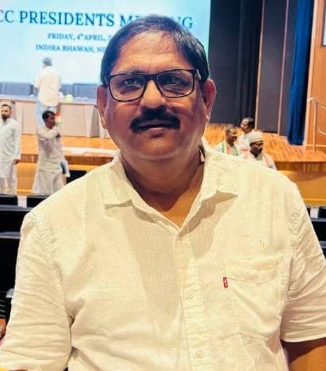 कांग्रेस जिलाध्यक्ष ने दिया इस्तीफा