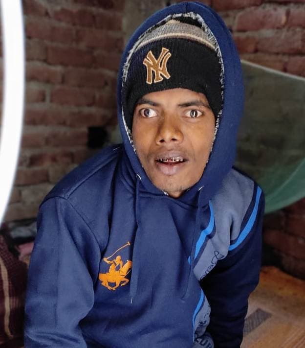 युवक के लापता होने पर थाने में शिकायत दर्ज कराया