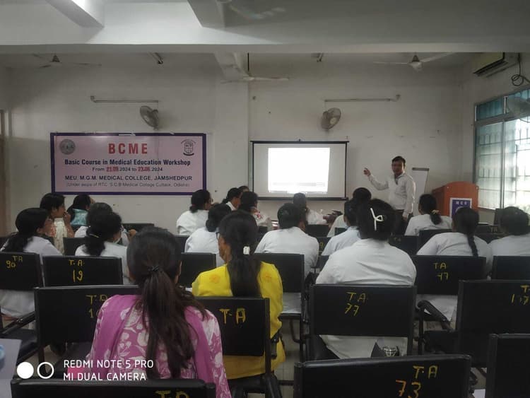 Jamshedpur news. डाटा की गुणवत्ता बनाये रखने का निर्देश