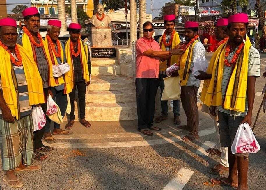 श्रमिकों तक नहीं पहुंच पाती है योजनाओं की जानकारी : डाॅ मधेपुरी