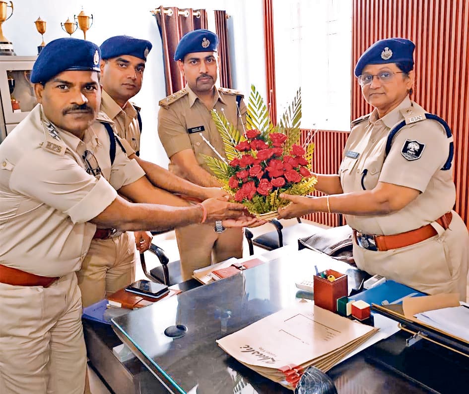 saran news. यात्री सुरक्षा और संरक्षण को दी जायेगी प्राथमिकता : रेल एसपी