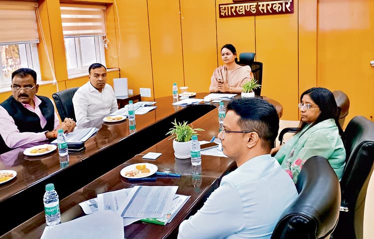 Sports : राज्य में खेल विवि खोलने की प्रक्रिया तेज करें : मुख्य सचिव