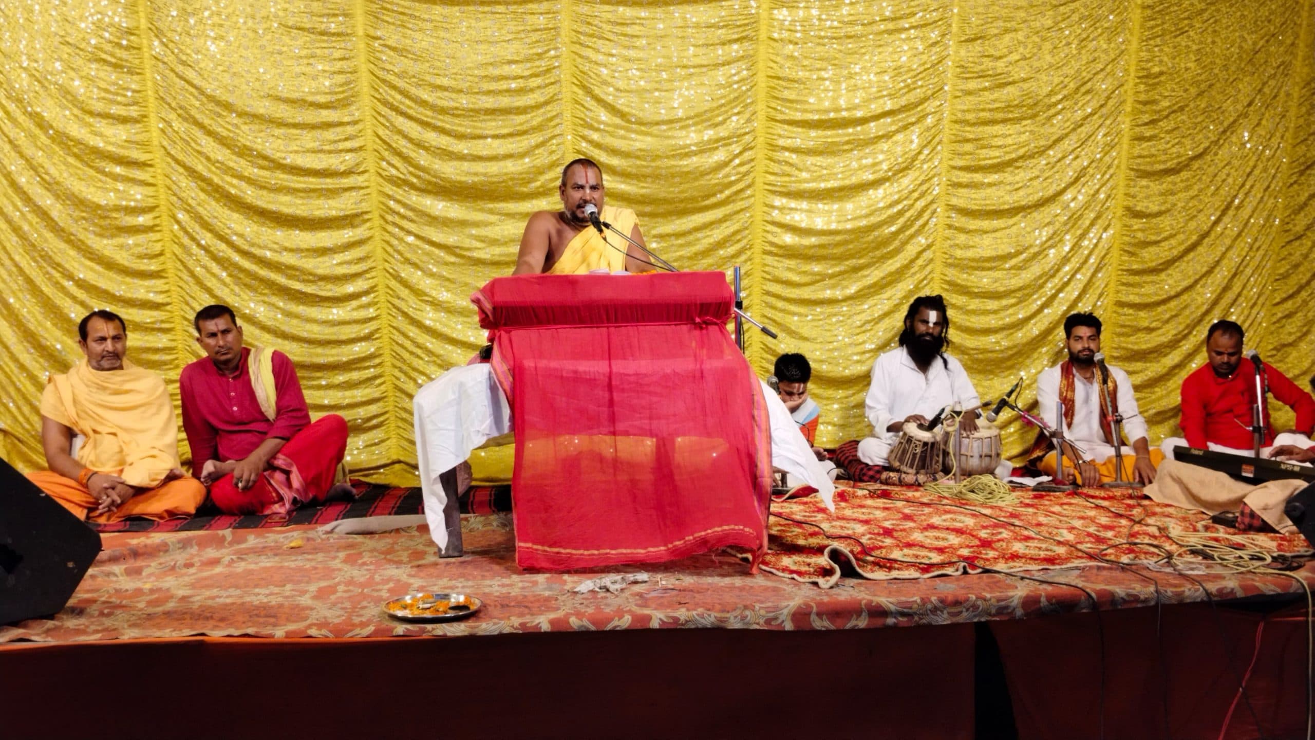 Motihari: शिव तत्व में ही संपूर्ण सृष्टि है समाहित : धर्मेंद्र शास्त्री