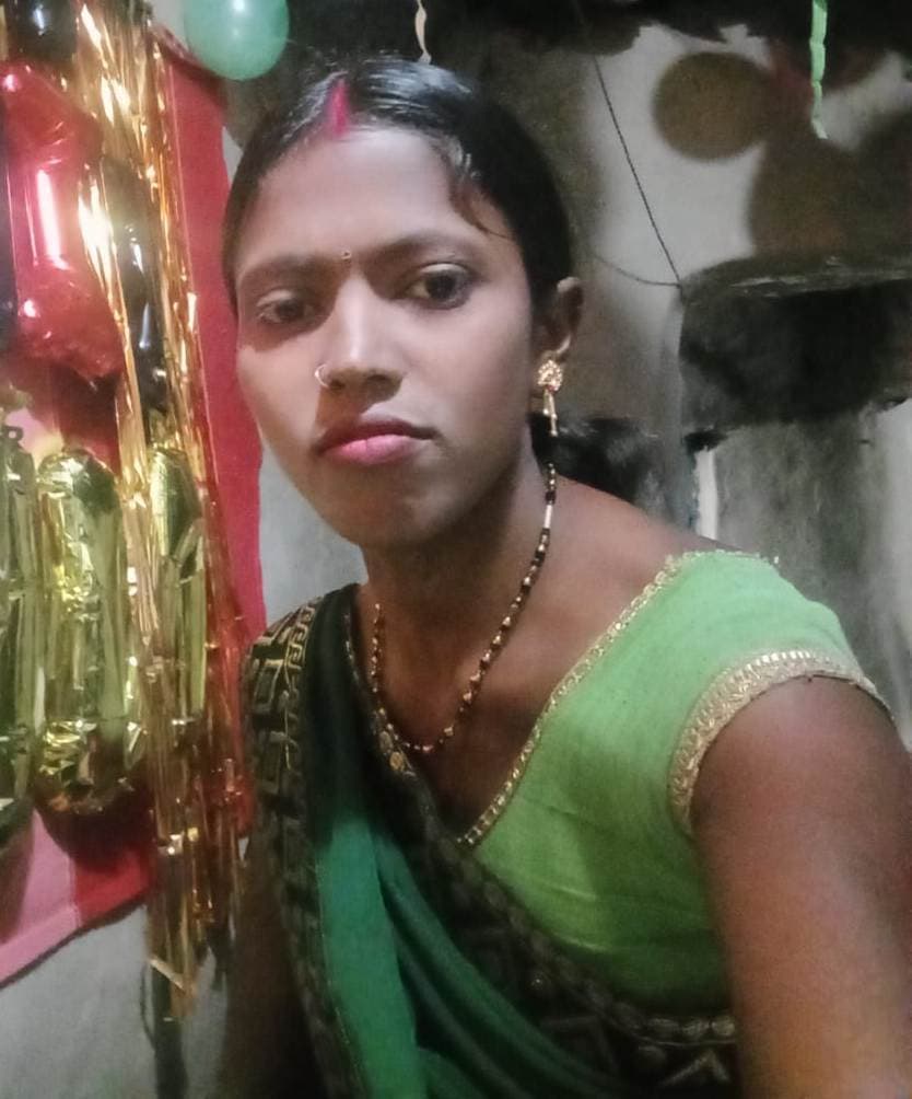 शादी के आठ वर्ष बाद विवाहिता की हत्या, सास व पति फरार