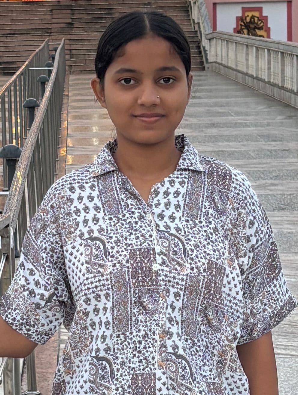 Motihari: शूटिंग में भाग लेने के लिए काव्या दिल्ली रवाना