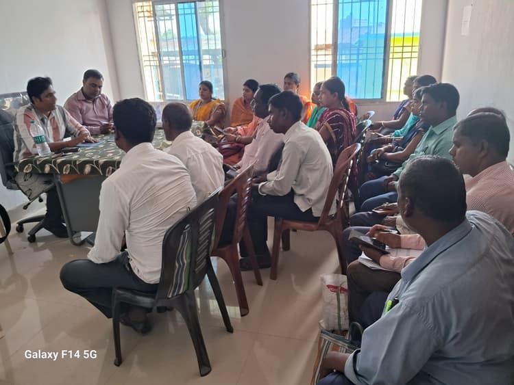 आवेदनों को बिहार महादलित मिशन की वेबसाइट पर अपलोड करने का निर्देश