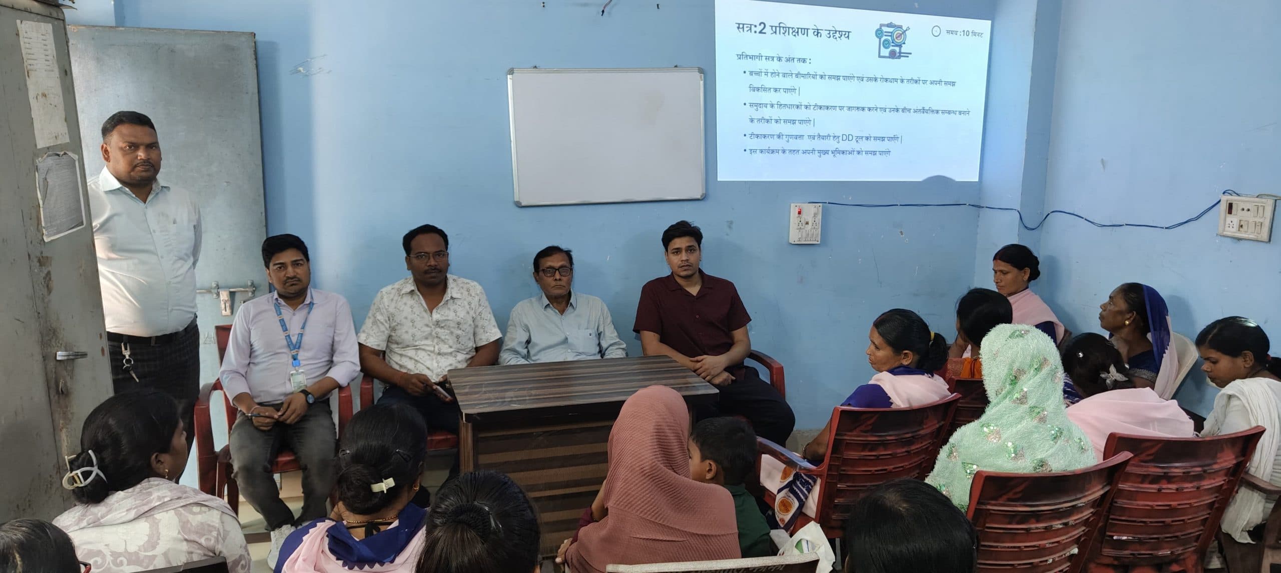 लोगों को टीकाकरण से होने वाले लाभ की दें जानकारी