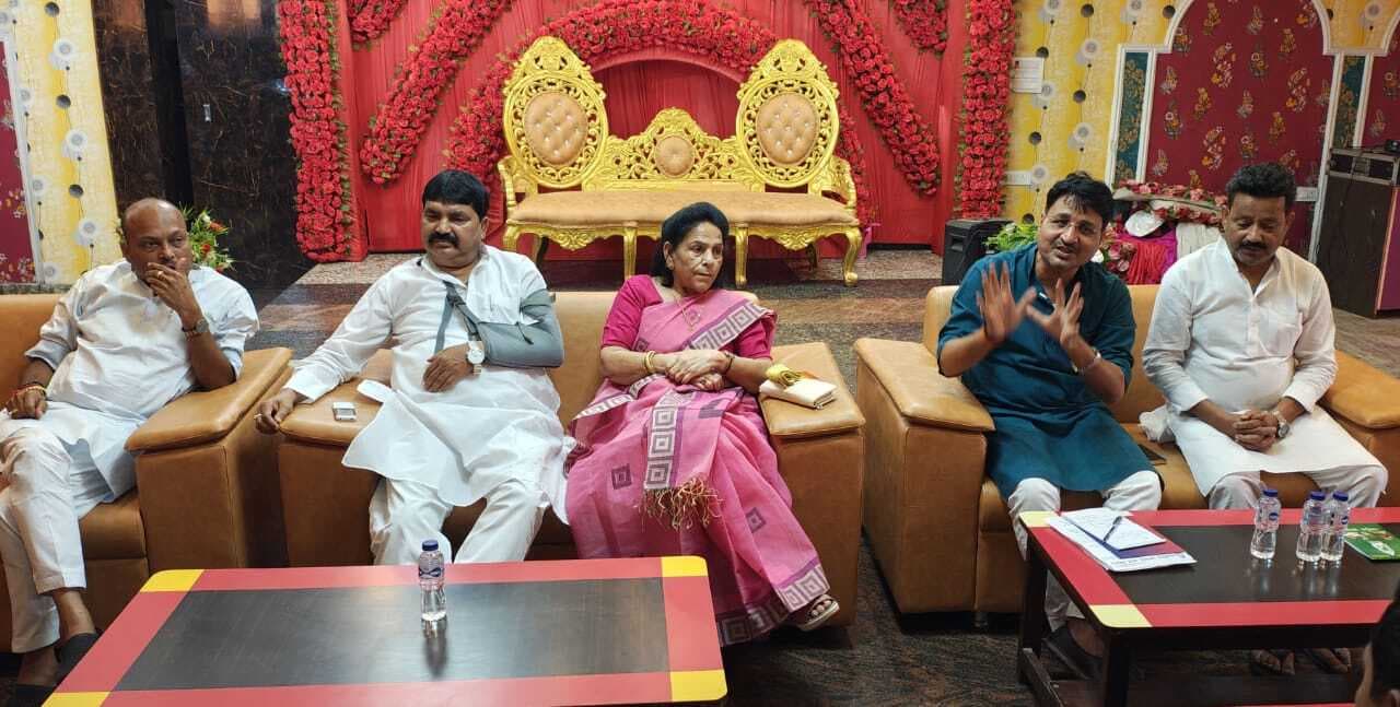 सामाजिक न्याय परिचर्चा के लिए राजद देगा प्रशिक्षण, तैयारी को लेकर पार्टी के सभी विधायकों के साथ पार्टी की बैठक