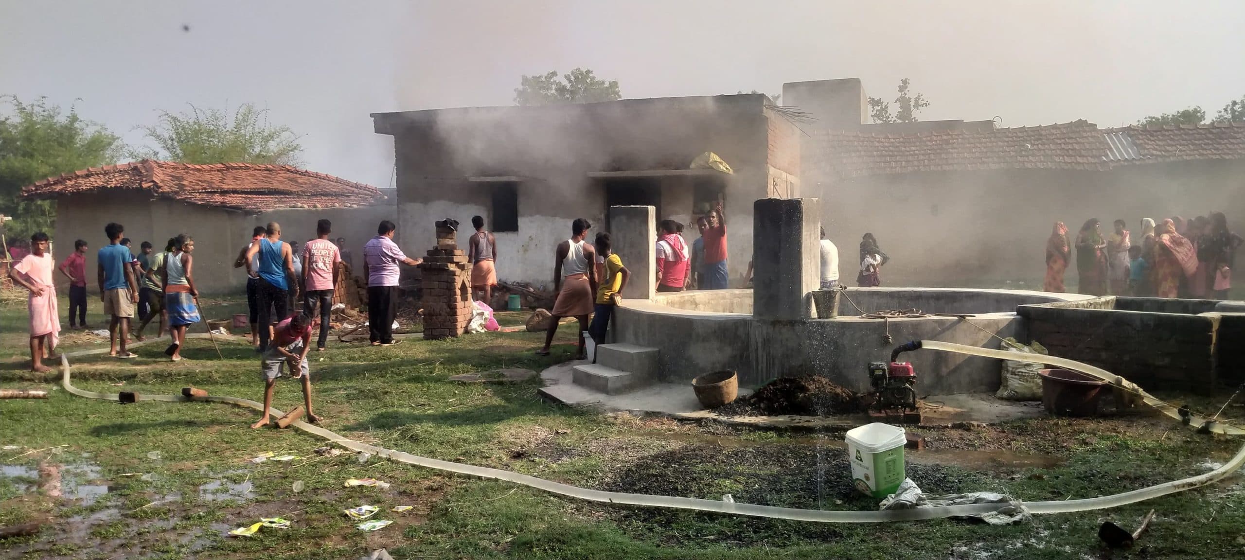 घर में लगी आग, हजारों की संपत्ति जलकर हुई राख