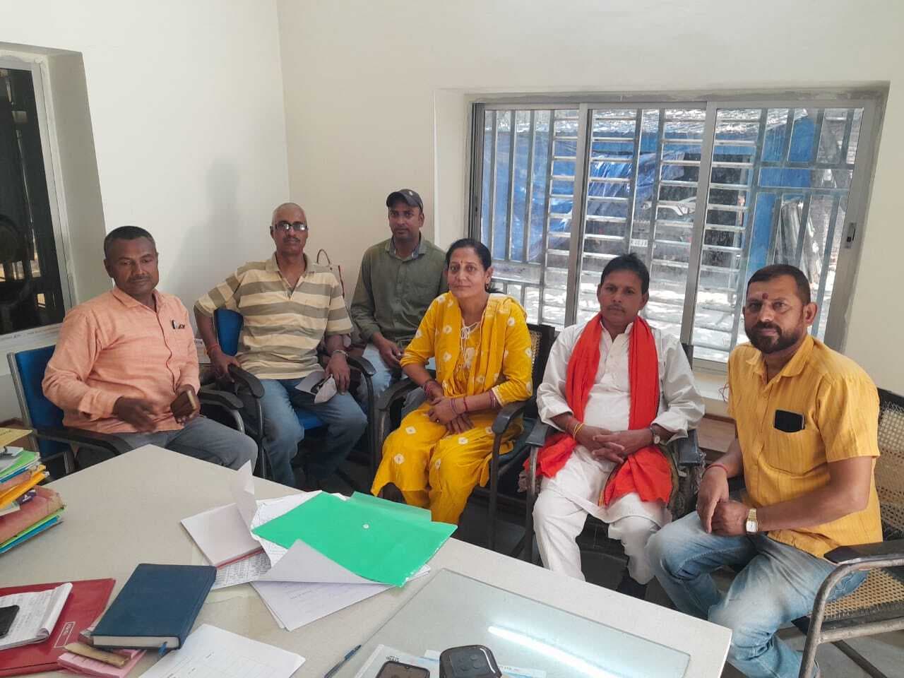 भाजपा ने वार्डों में सक्रिय सदस्यों के साथ बनायी रणनीति