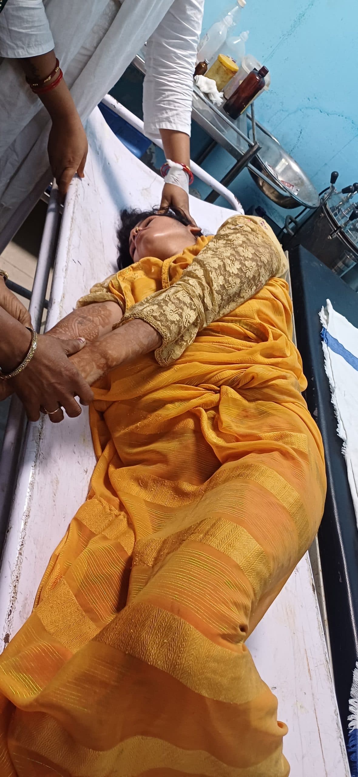 ससुराल वालों ने विवाहिता को जबरन पिलाया जहर, हालत गंभीर