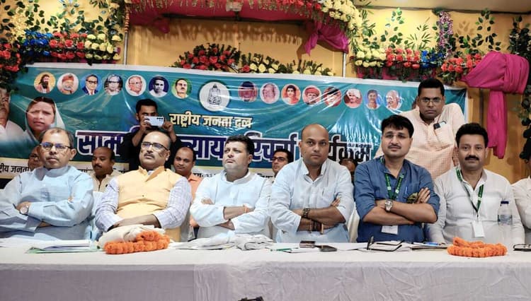 बिहार की सभी बहनों के लिए माई बहिन मान योजना लायेगा राजद