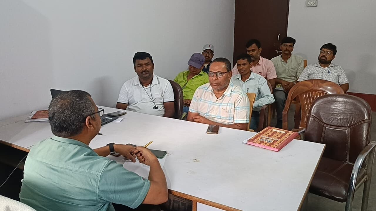 मनरेगा योजना को लेकर समीक्षात्मक बैठक आयोजित, 33,600 पौधारोपण का लक्ष्य निर्धारित