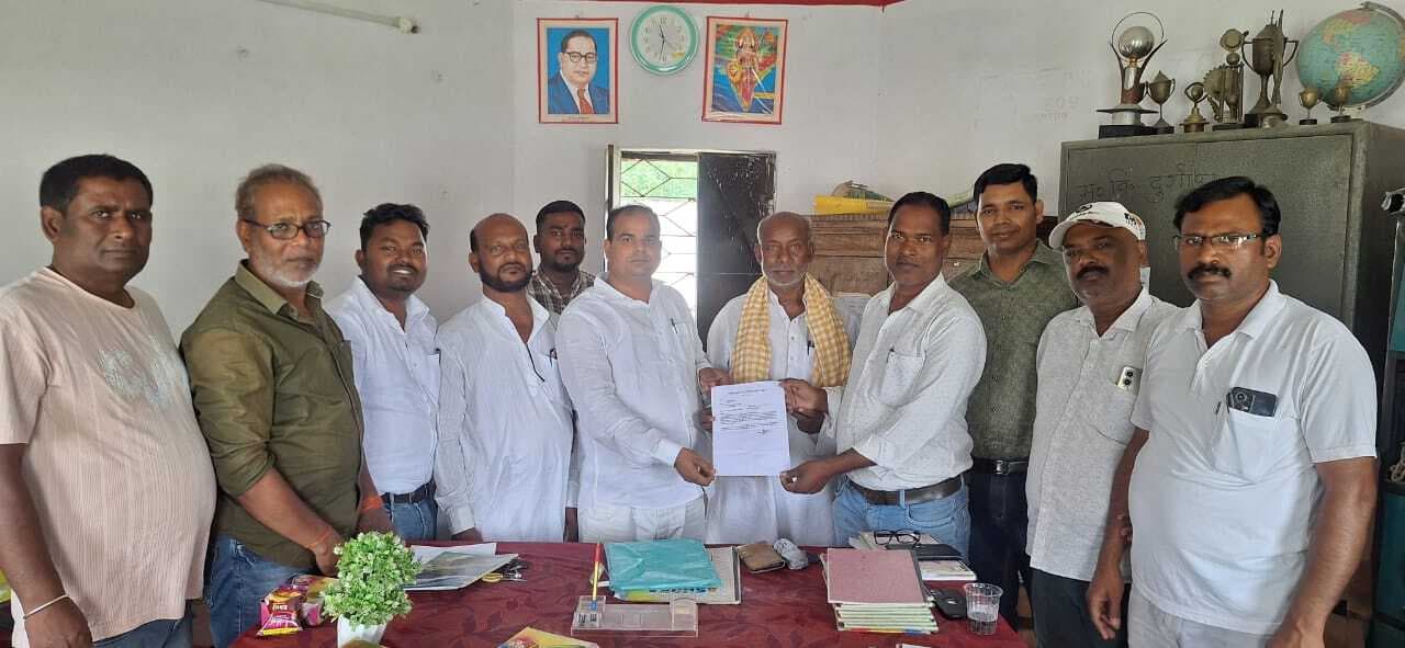 मध्य विद्यालय दुर्गापुर के प्रभारी प्रधानाध्यापक बने प्रशांत