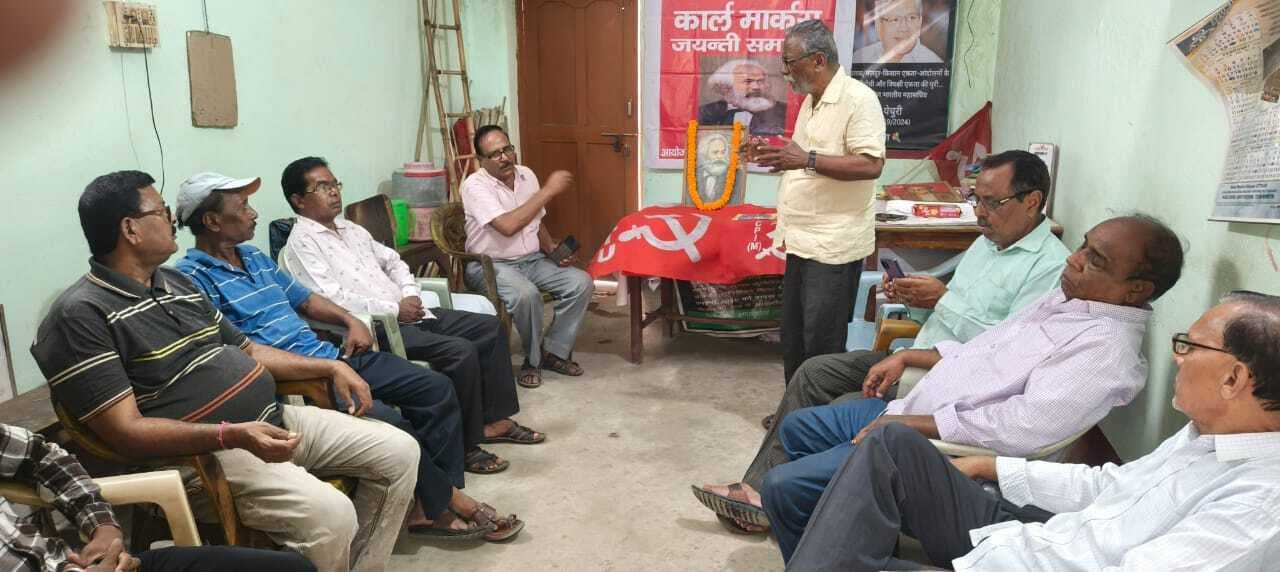 बहुआयामी प्रतिभा के धनी थे कार्ल मार्क्स : चंडीदास पुरी