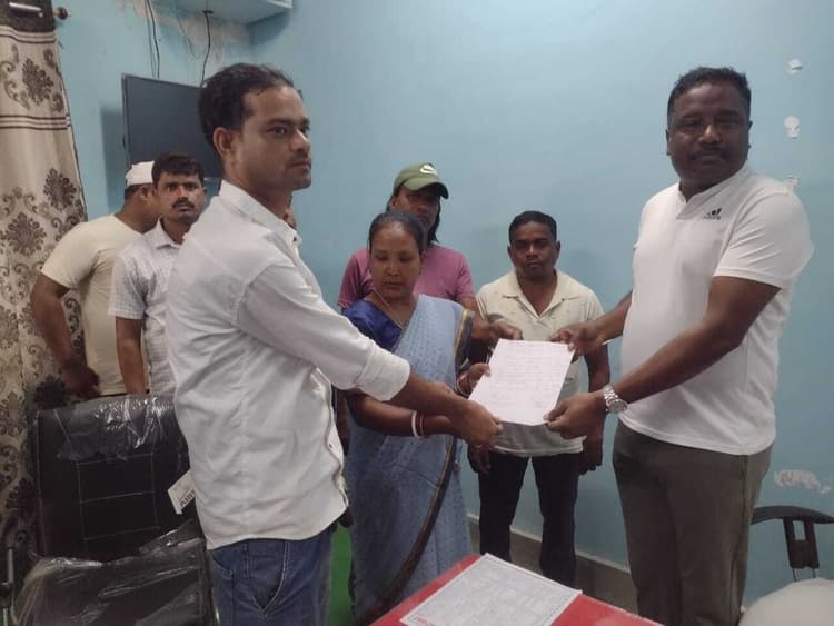 प्रमुख ने बीडीओ पर लगाया दुर्व्यवहार का आरोप