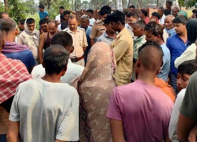 सड़क हादसे में युवक की मौत, फुफेरी बहन के तिलक से लौटने के दौरान घटना