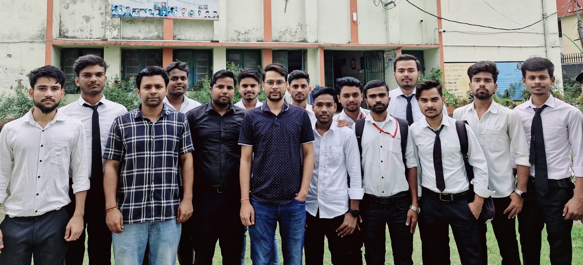 पॉलिटेक्निक के 17 छात्रों का एयरोस्पेस कंपनी में चयन