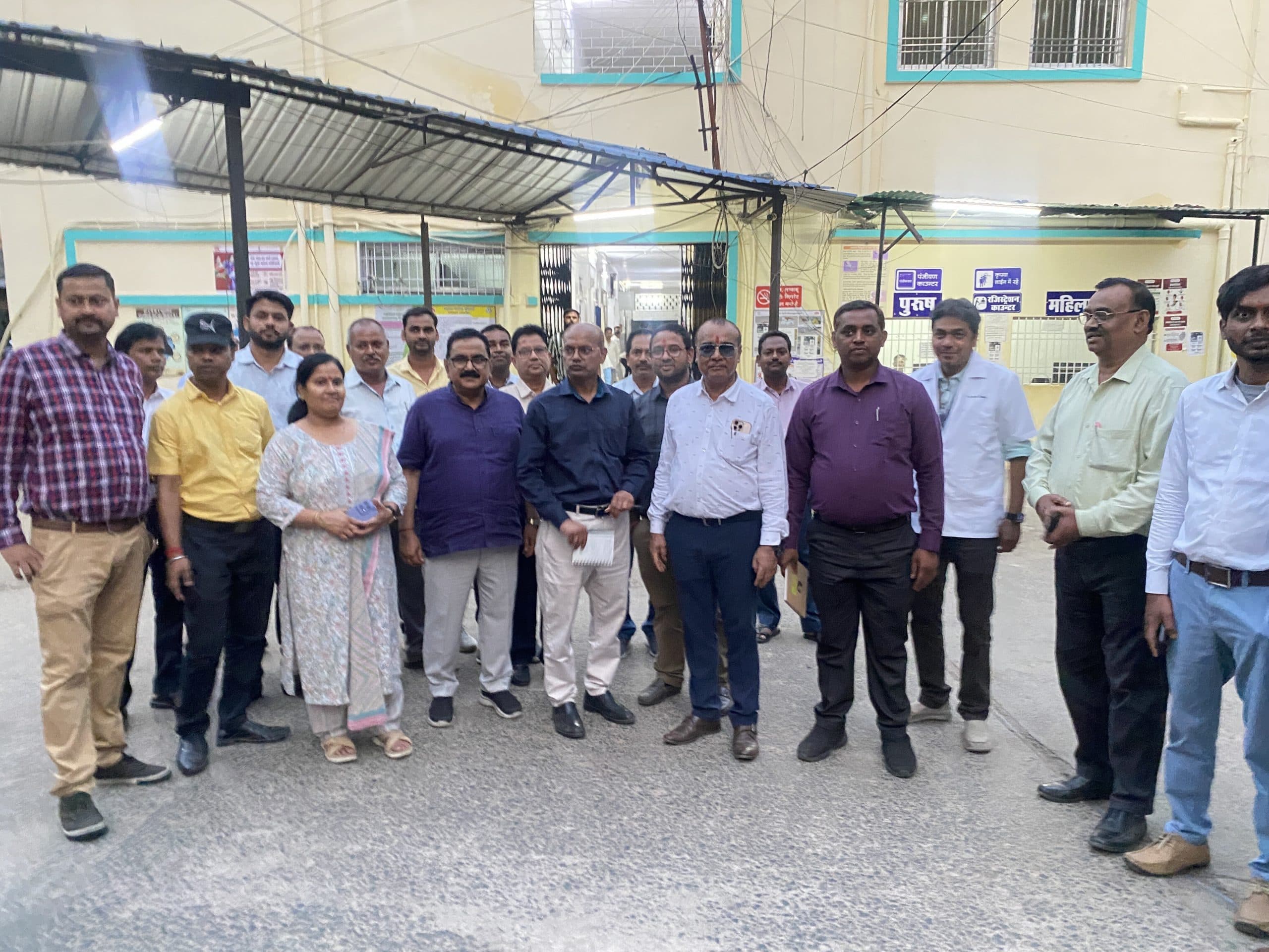 Giridih News: स्टेट टीम ने किया सदर अस्पताल का निरीक्षण,