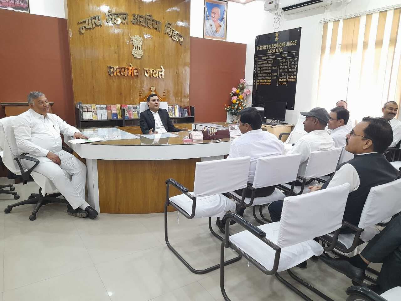 ज्यादा से ज्यादा मामलों का करें निबटारा