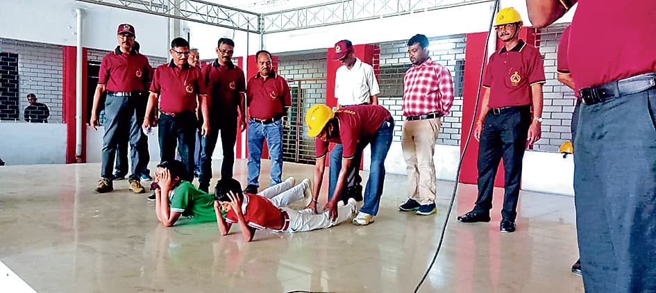 चित्तरंजन में सुबह से लेकर शाम तक बजा सायरन, समझाया गया मतलब