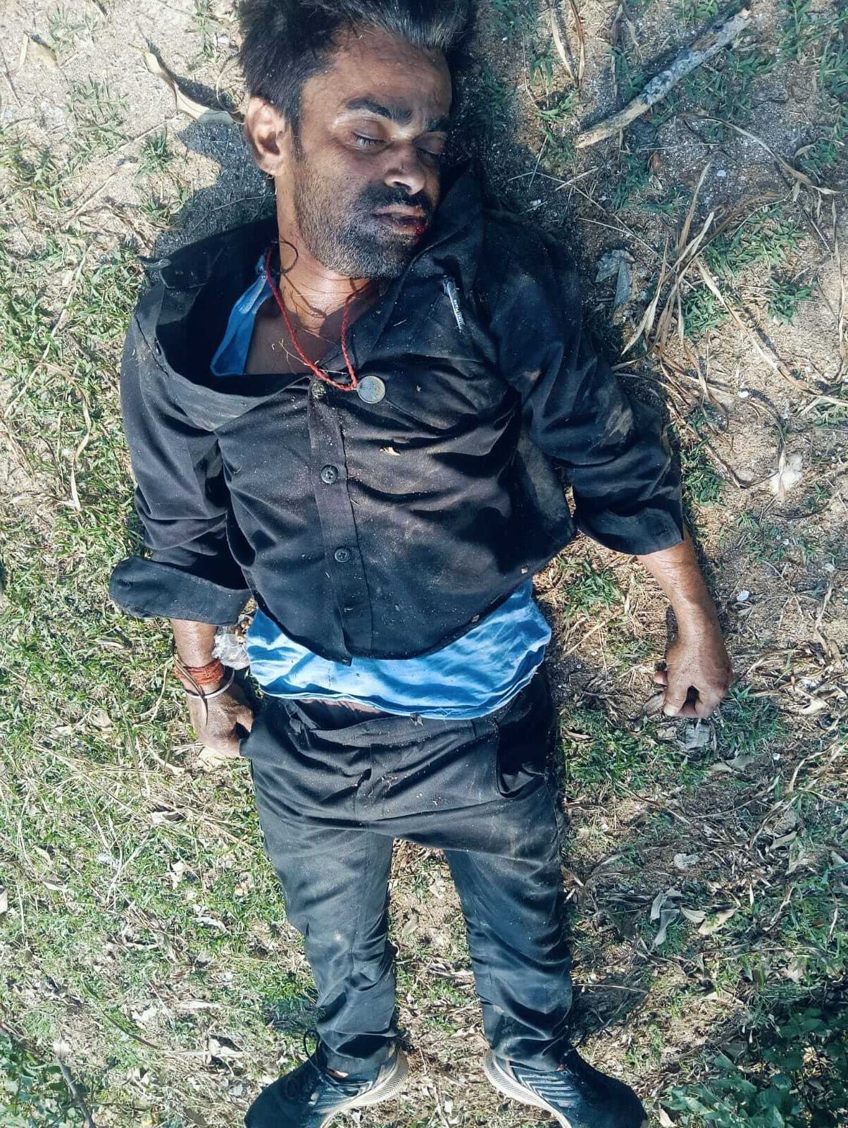 Giridih News :अनियंत्रित होकर बाइक से गिरा युवक, गंभीर