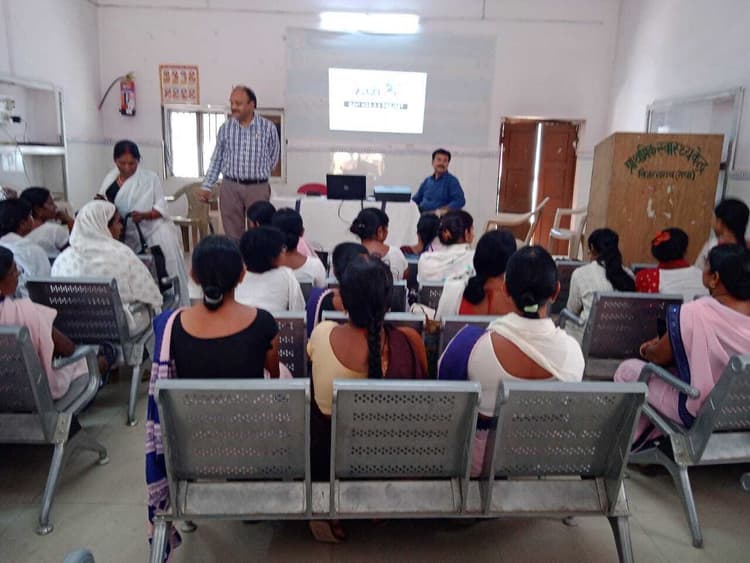 सामुदायिक स्वास्थ्य केंद्र में प्रशिक्षण आयोजित