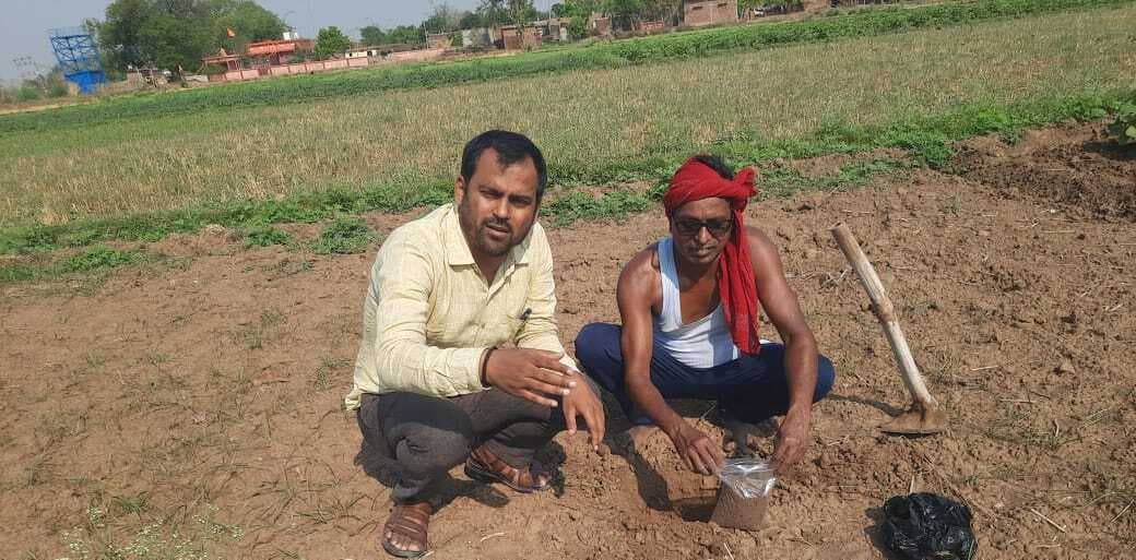 13 पंचायतों में 536 किसानों के खेतों से मिट्टी के नमूने लेने का कार्य शुरू