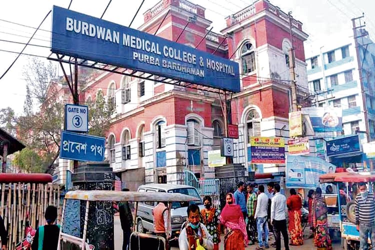 बर्दवान अस्पताल का शिशु रोग विशेषज्ञ अपने आवास में फंदे से लटका मृत मिला