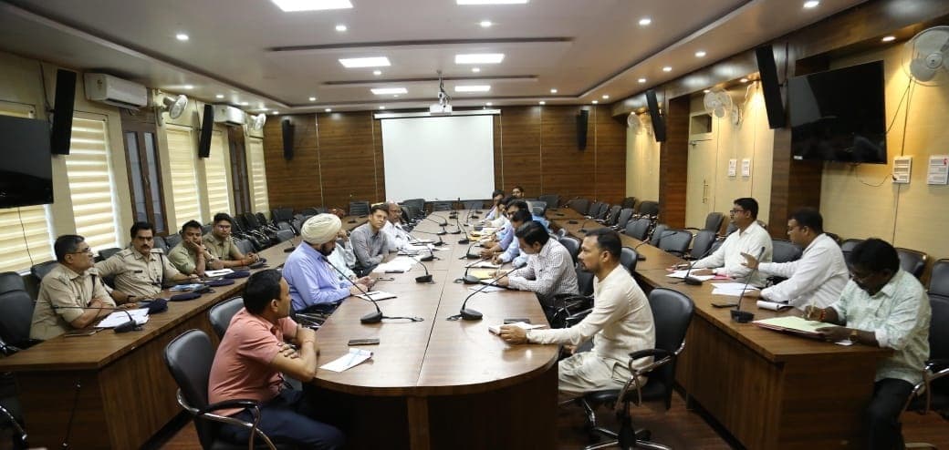 Bokaro News : लंबित एलपीसी को सप्ताह भर में निष्पादित करें : एसी