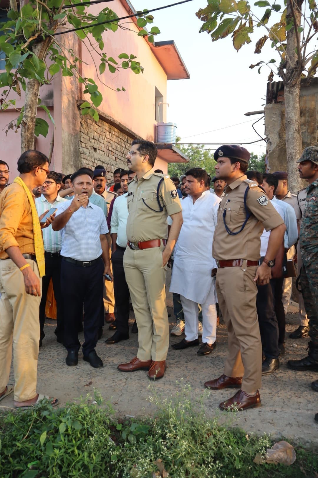 Bhagalpur news सीएम के आगमन को लेकर डीएम एसएसपी पहुंचे मुखेरिया