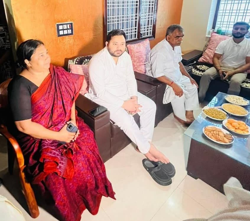 ढिबरा बाजार से लौटने के क्रम में नेता प्रतिपक्ष पहुंचे कुरसेला