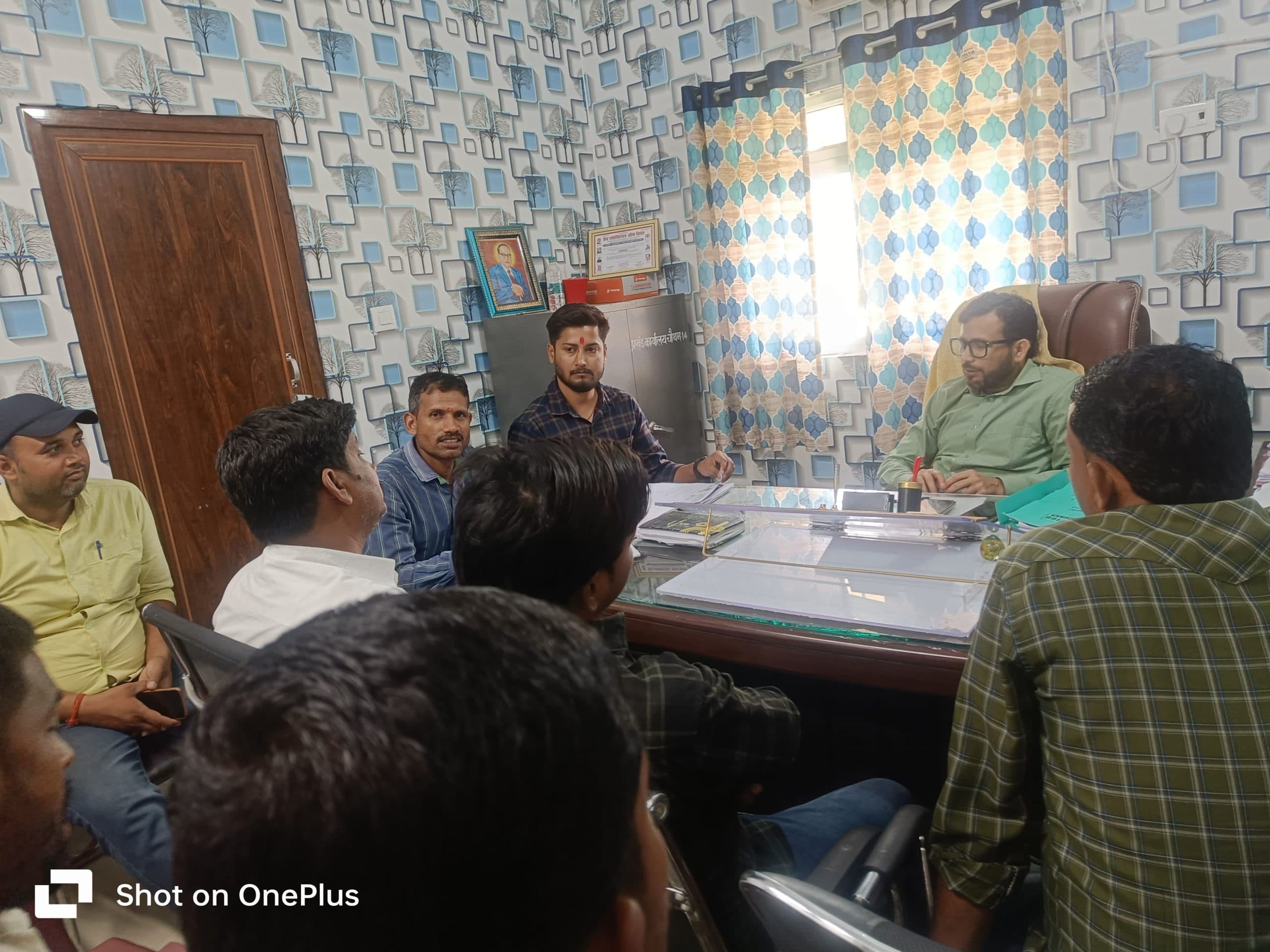 शत-प्रतिशत शौचालय निर्माण को लेकर बीडीओ ने दिए कई निर्देश