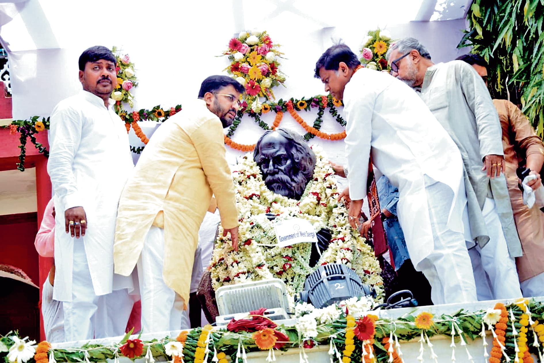 कविगुरु के गीतों से सशस्त्र बलों के जवानों को मिलती है ऊर्जा : सुकांत