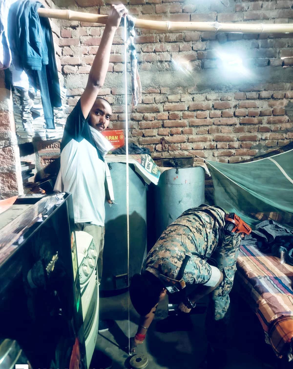 सिपाही भर्ती परीक्षा में फेल हुआ युवक, सदमे में फंदे से झूला