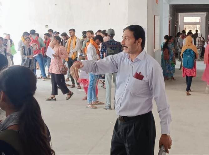 एबीआर कॉलेज में द्वितीय सेमेस्टर की परीक्षा संपन्न