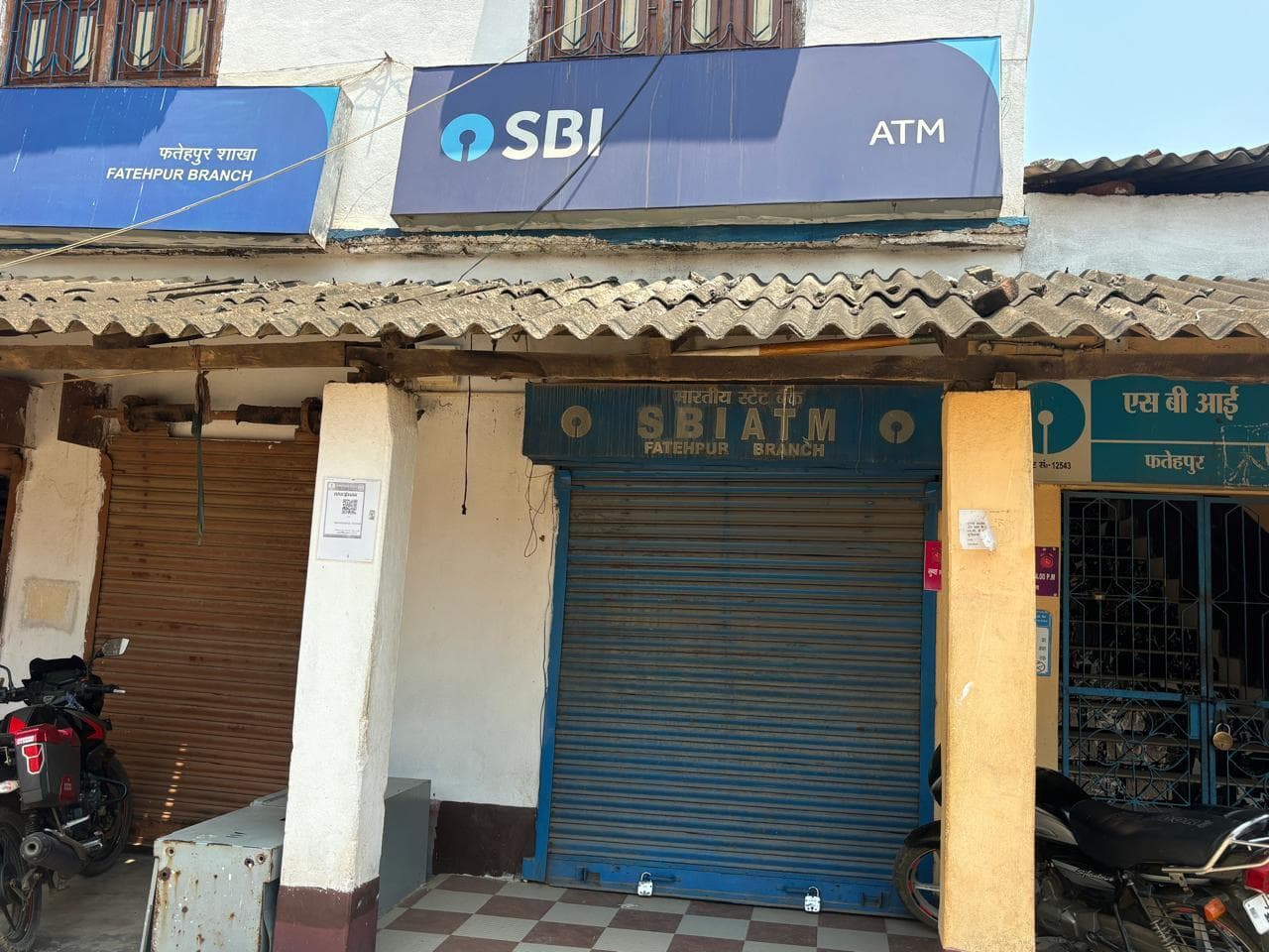 शादी के मौसम में एटीएम बंद, लोगों की बढ़ी परेशानी