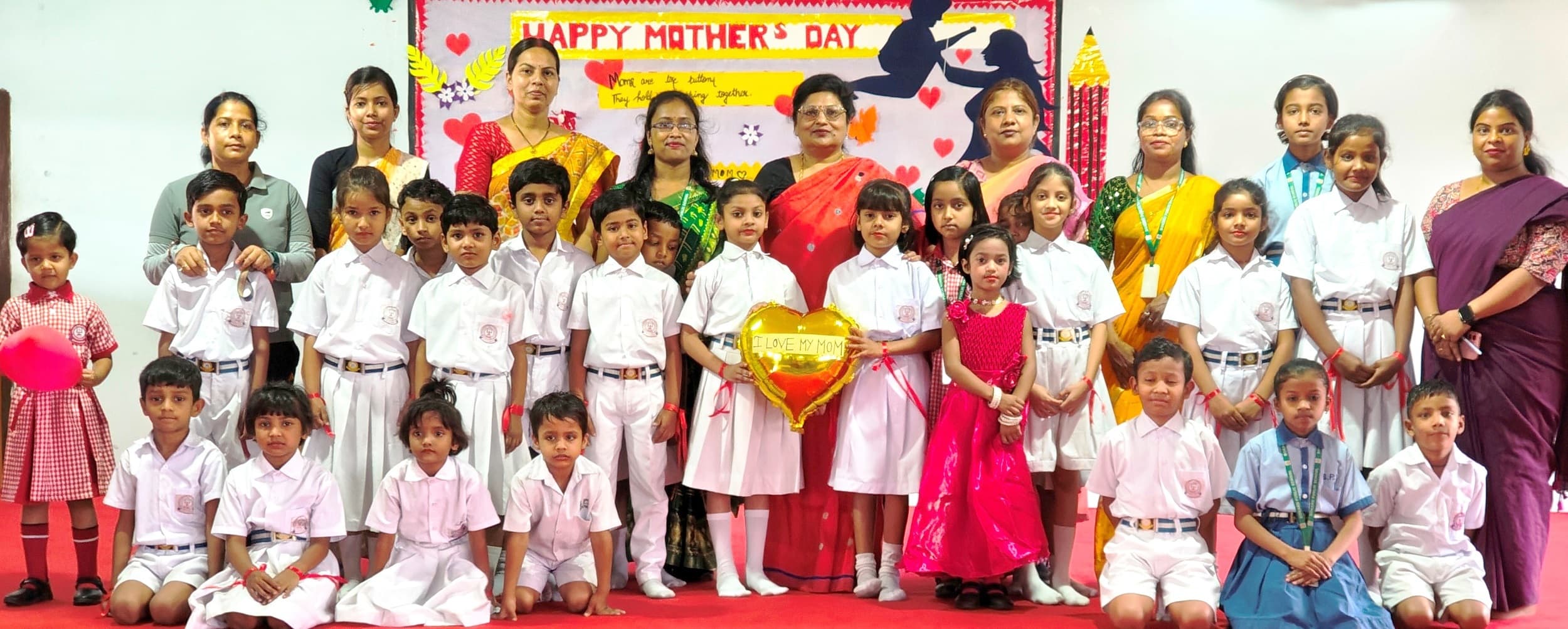 Bokaro News : बलिदान व असीम प्रेम की प्रतिमूर्ति होती है मां