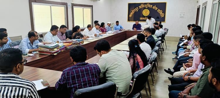 15वें वित्त आयोग की योजनाओं की धीमी प्रगति पर डीएमसी ने जताया असंतोष