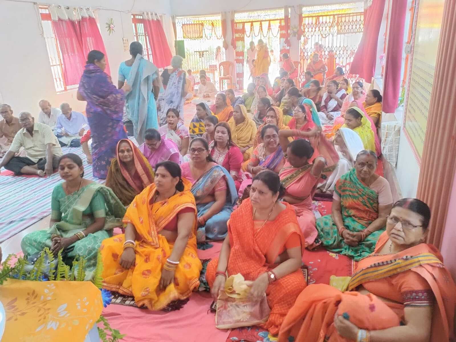 गुरु जयंती पर ढोल-बाज़े के साथ निकली गयी भव्य शोभायात्रा