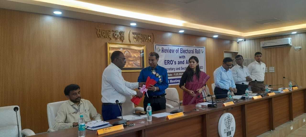 इलेक्ट्रॉल टू पॉपुलेशन रेशियो राज्य से कम, नाम जोड़ने का दिया निर्देश