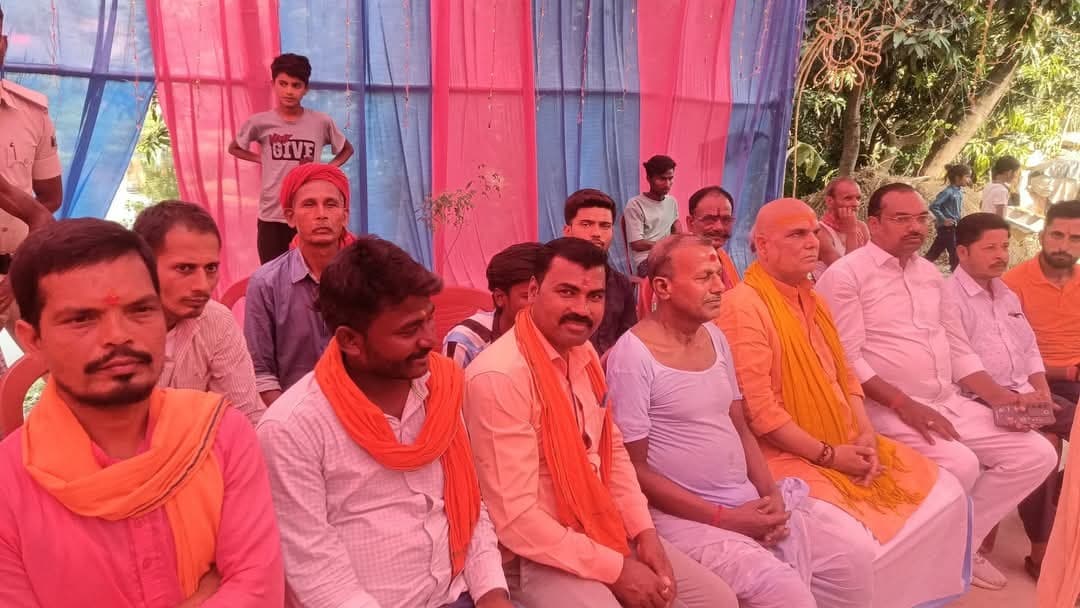 Madhubani News : विधायक बचौल ने कार्यकर्ताओं से संपर्क कर संगठन मजबूती पर की चर्चा