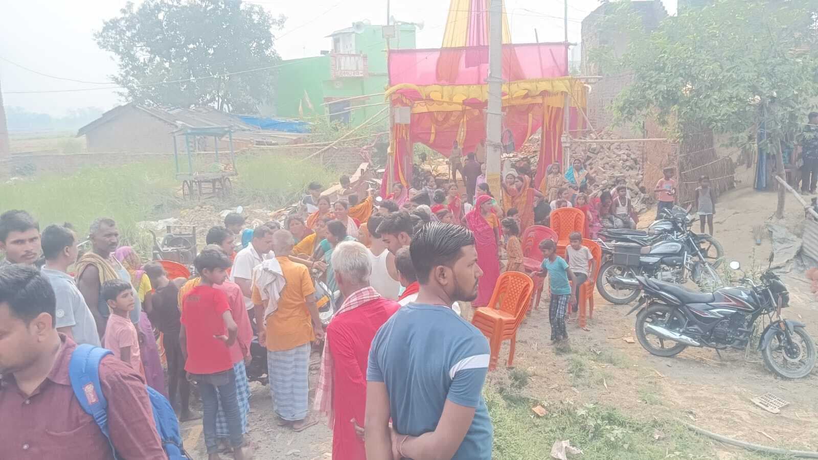 Motihari : मटकोर पूजा से लौट रहीं महिलाओं को स्कॉर्पियो ने कुचला, दुल्हन घायल, उसकी भाभी की मौत