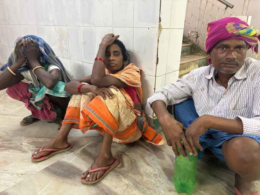 बैल के मारने से पशुपालक घायल, इलाज के दौरान मौत