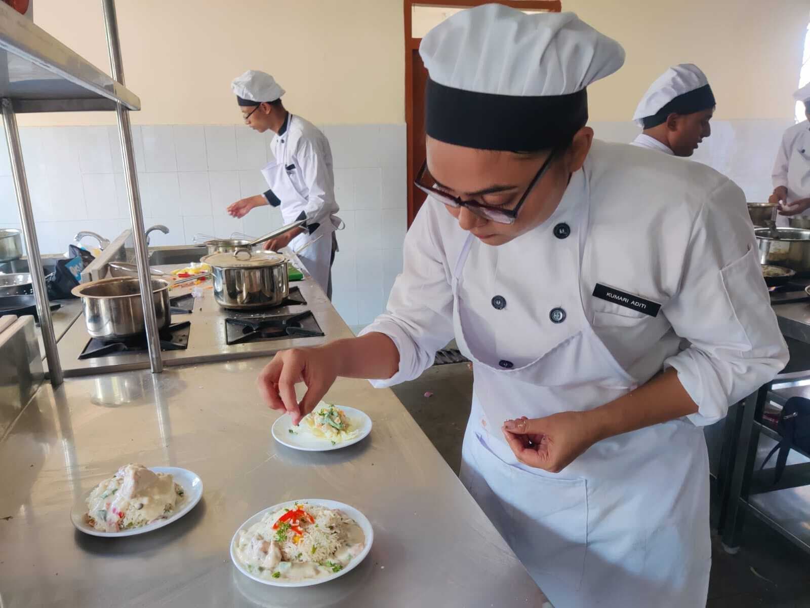 Ranchi News : आइएचएम में बेकरी और मॉकटेल पर विशेष प्रशिक्षण दिया जायेगा