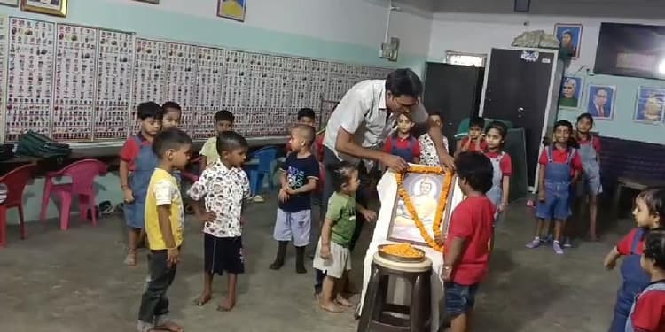 भगवान बुद्ध की जयंती पर बच्चों ने दी श्रद्धांजलि